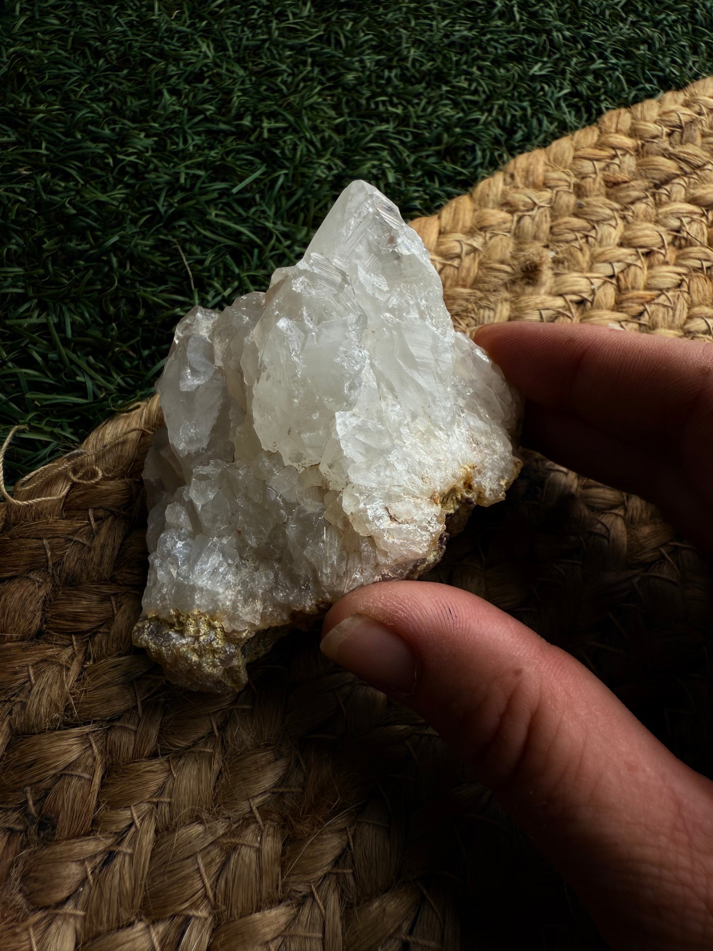 Vein of Light: Pure Queensland Quartz